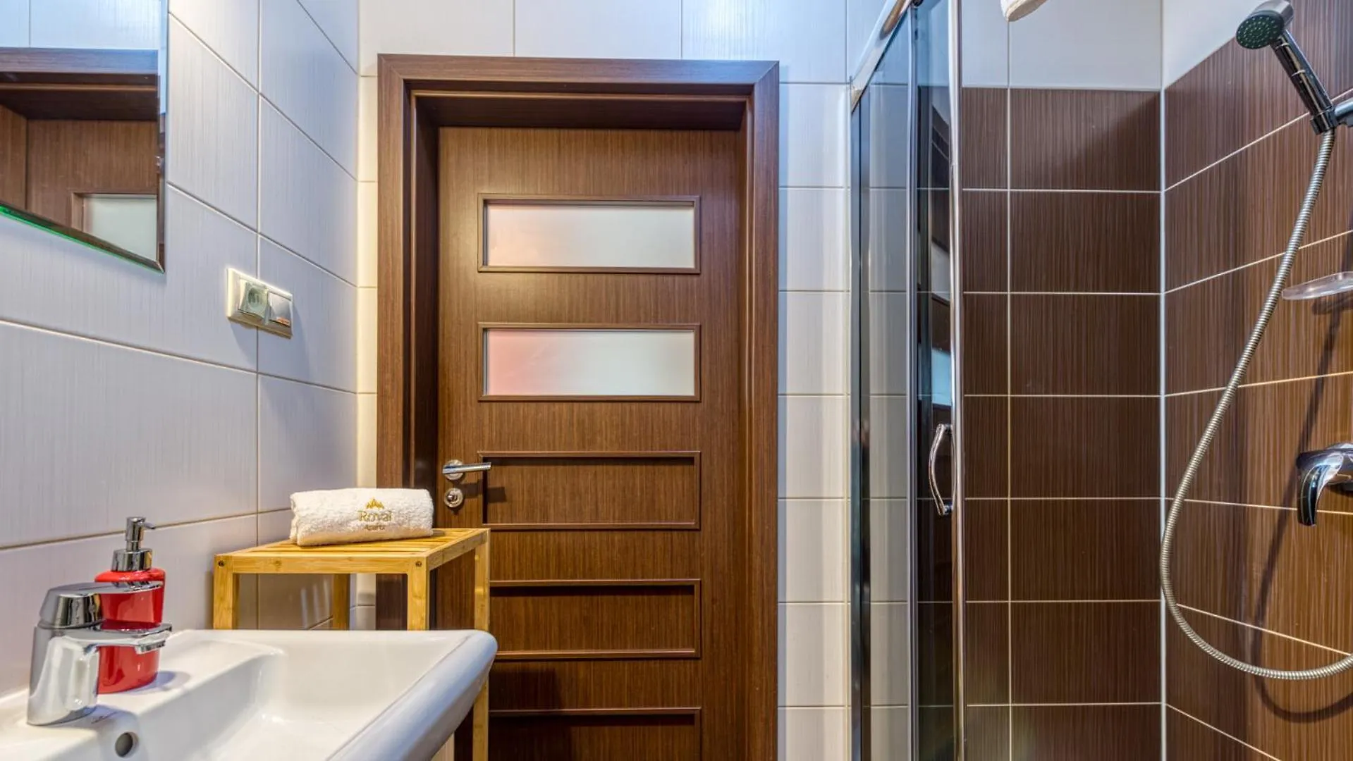 Royal Aparts Villa Vika Apartamenty Gorskie Z Ogrodem 卡尔帕奇 0*,