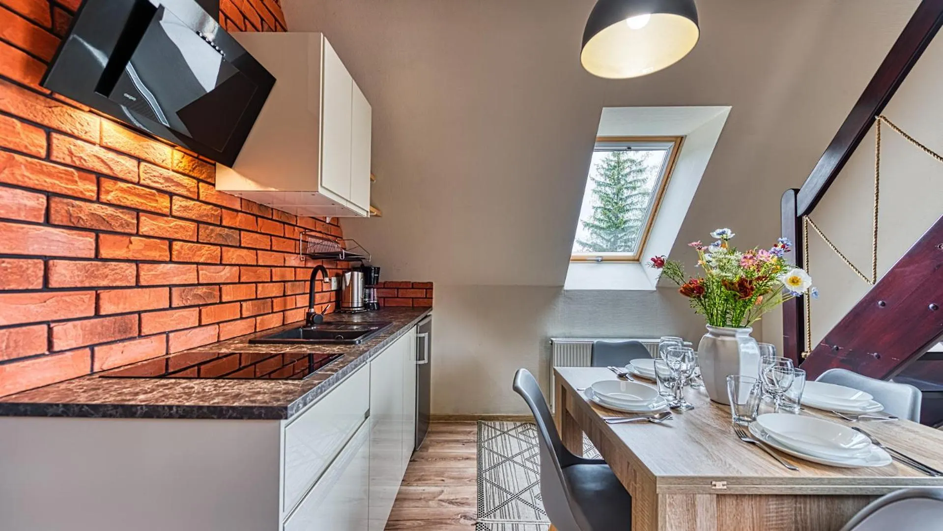 Royal Aparts Villa Vika Apartamenty Gorskie Z Ogrodem 卡尔帕奇 0*,  波兰