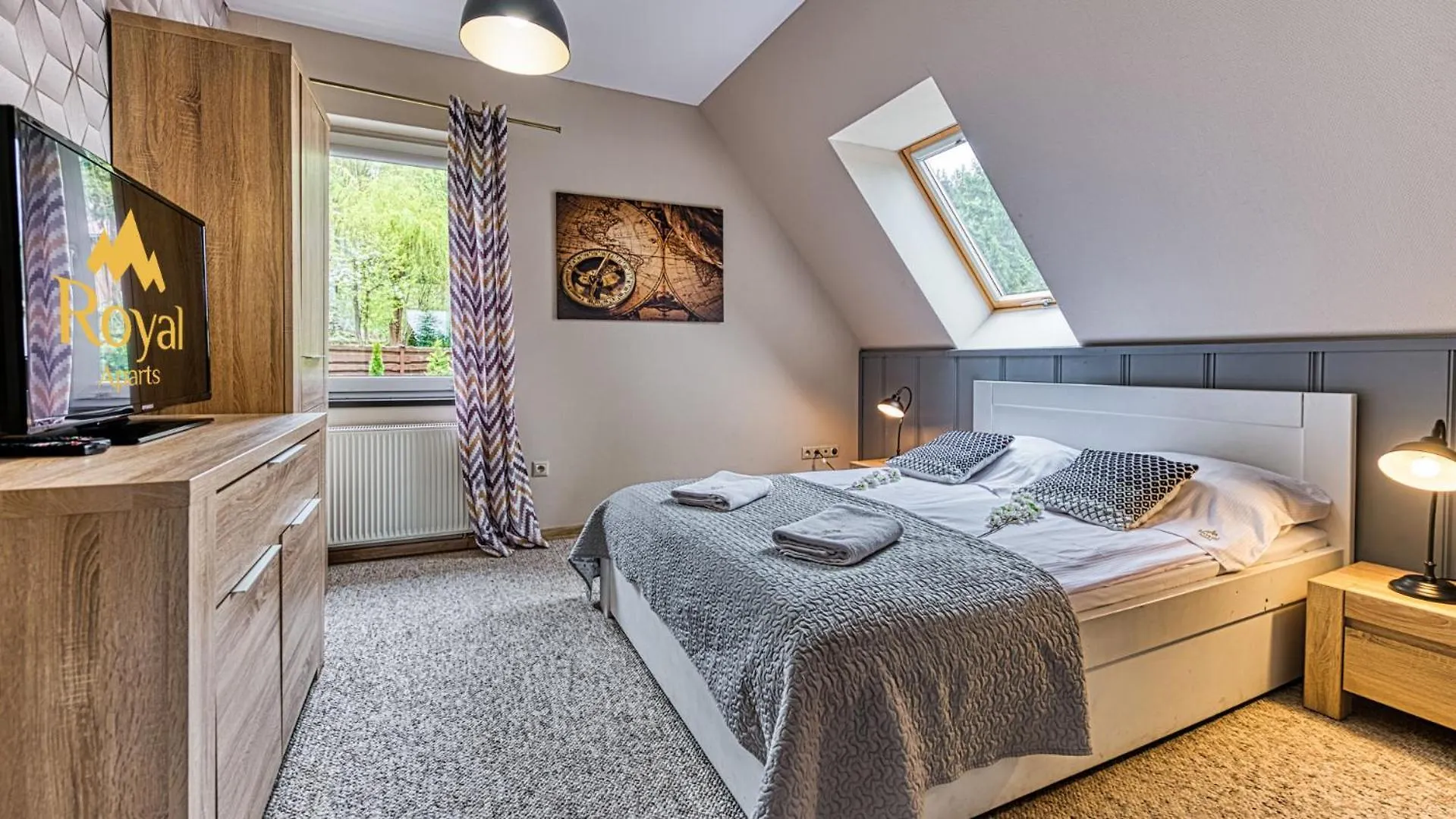 公寓 Royal Aparts Villa Vika Apartamenty Gorskie Z Ogrodem 卡尔帕奇