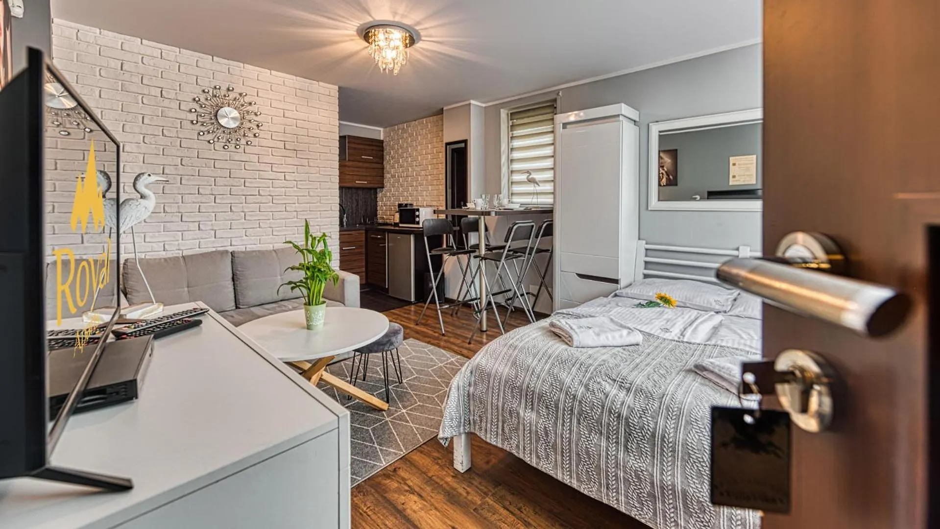 Royal Aparts Villa Vika Apartamenty Gorskie Z Ogrodem 卡尔帕奇 公寓